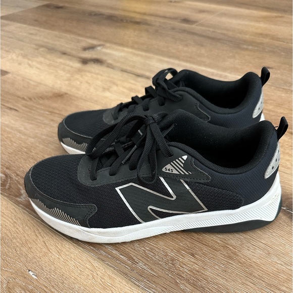 New Balance Kids Dynasoft 545 V1 Lace-up Running Shoe Size 5 Worn Once - Picture 5 of 9